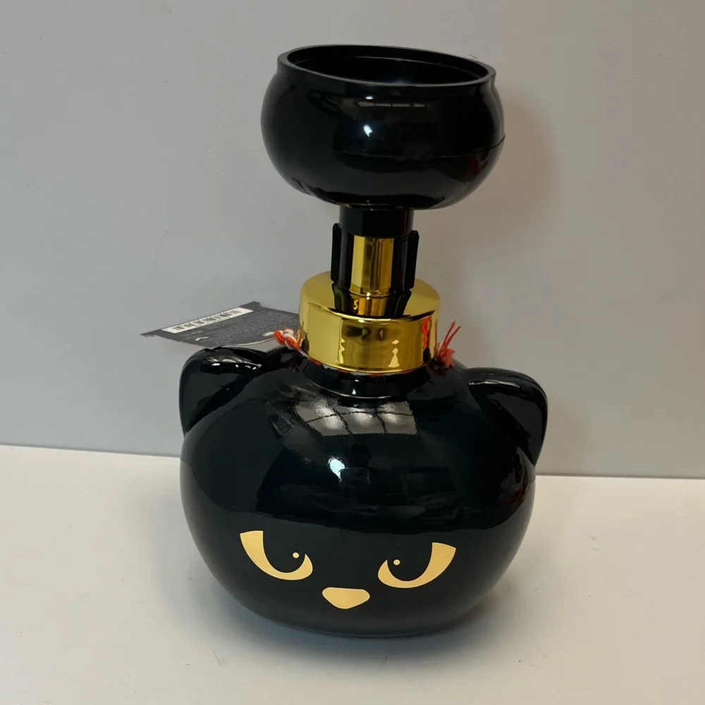 NWT ⚜️🐈‍⬛⚜️ Maison de Base Midnight Orchid Halloween Black Cat Foaming Hand Soap